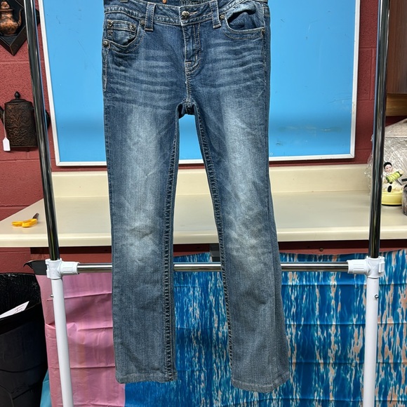 MISS ME Mid-Rise Boot Jeans, Size 30, EUC, MAKE AN OFFER!!! - Picture 2 of 11